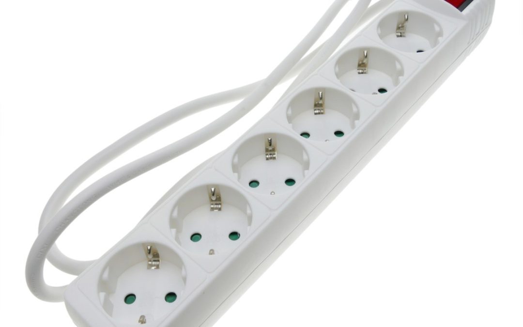 Errores comunes al usar regletas eléctricas y cómo evitarlos