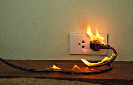 Señales de que tu instalación eléctrica necesita una revisión